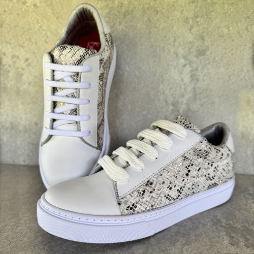 Tenis serpiente blanco