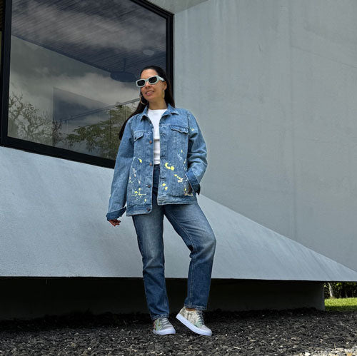 Chaqueta jean azul pintada