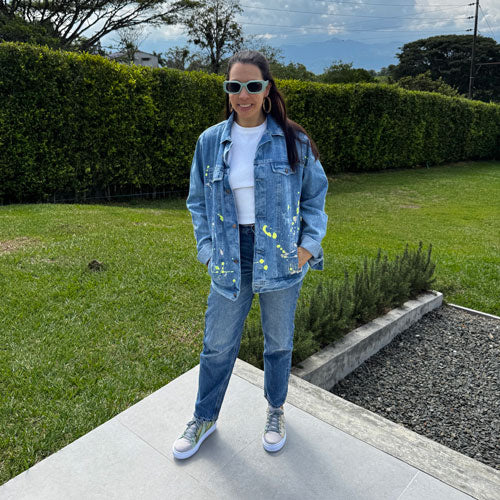 Chaqueta jean azul pintada