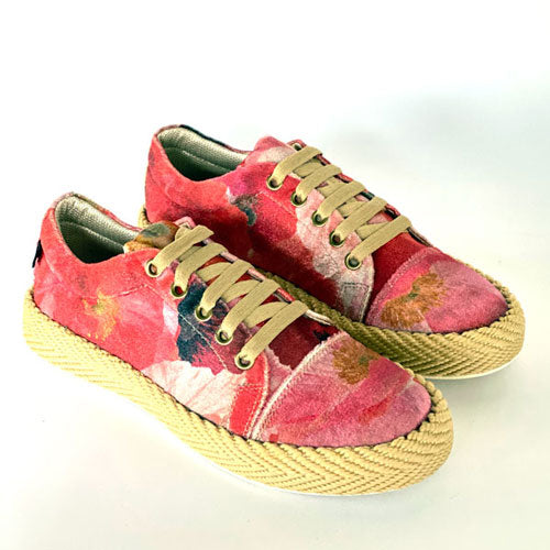 Bolichero Poma cabuya