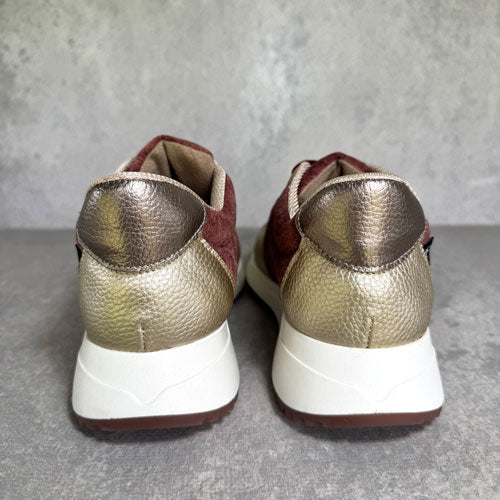 Tenis Vichada vino