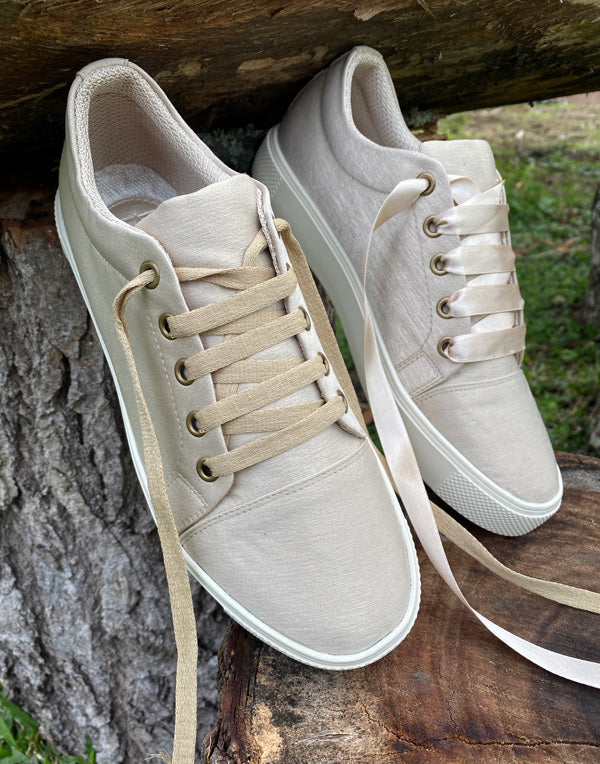 Tenis estelar crema
