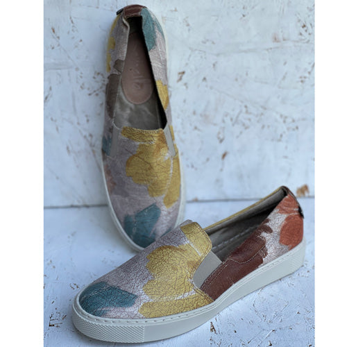 Matilda coffee tennis shoes