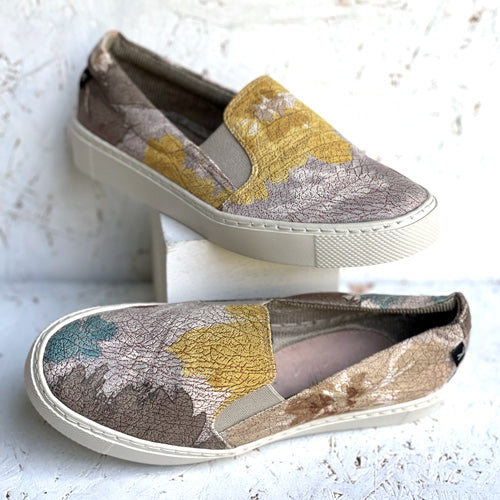 Matilda coffee tennis shoes