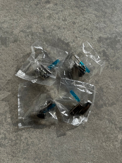 Magnetic kit