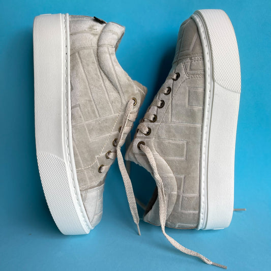 Cream pastel tennis shoes