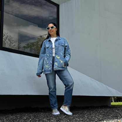 Chaqueta jean azul pintada