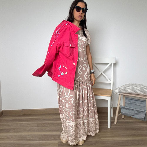 Chaqueta fucsia pintada