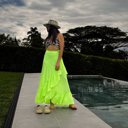 Falda verde vibrante
