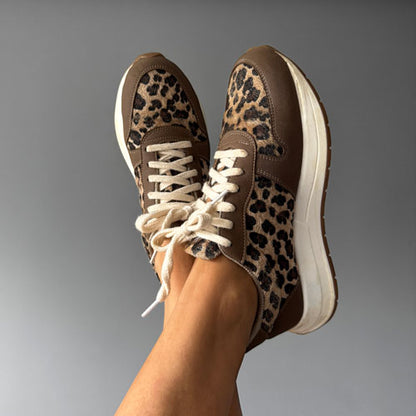 Tenis Leonor