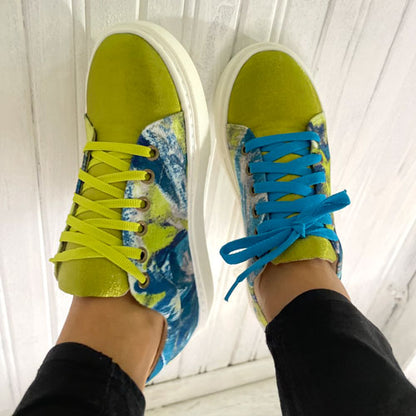Green tennis shoes