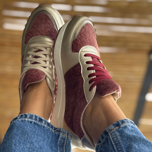 Tenis Vichada vino