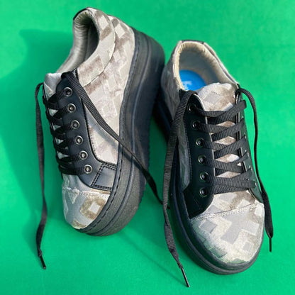Berlin high tennis shoes